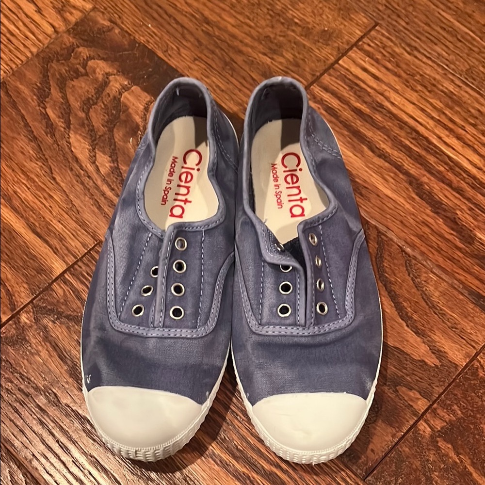 Cienta Girls Canvas Lace Sneakers